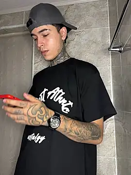 samm4044 online show from October 2025 03:36:02 AM