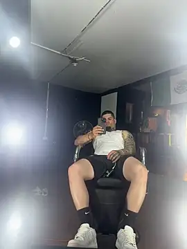 Snapshot of crazybarber69 chatting on September 2025 04:48:02 AM crazybarber69 online show from September 2025 04:48:02 AM