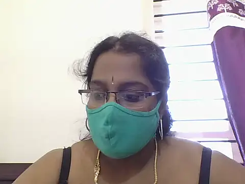 Snapshot of Reena-gowda chatting on September 2025 07:12:01 AM Reena-gowda online show from September 2025 07:12:01 AM