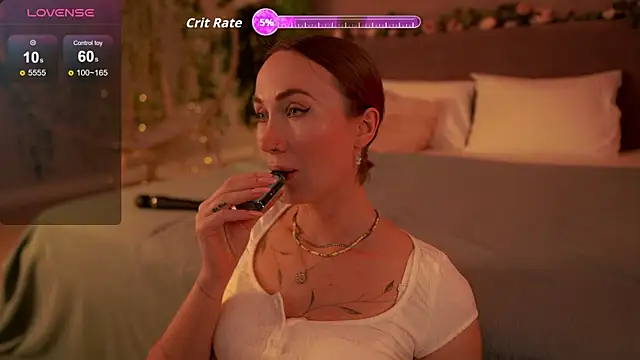 Snapshot of Serena_Waldarf chatting on September 2025 08:45:01 PM Serena Waldarf online show from September 2025 08:45:01 PM