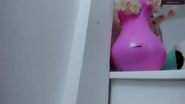 eimy skinny  online show from October 2025 07:03:02 PM