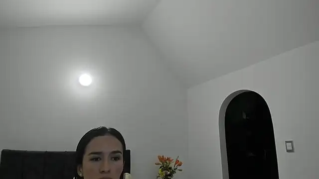 Taylormaxwell online show from December 2025 06:02:01 PM