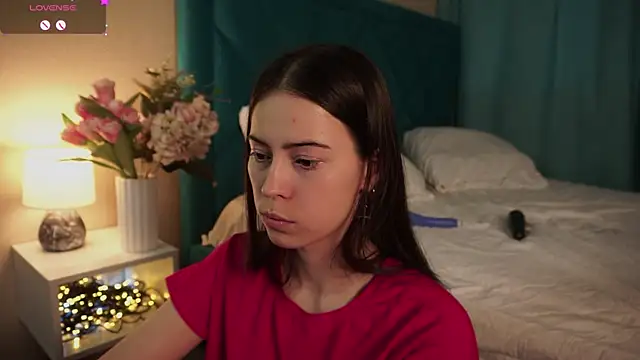 ywixos online show from March 2026 01:55:01 PM