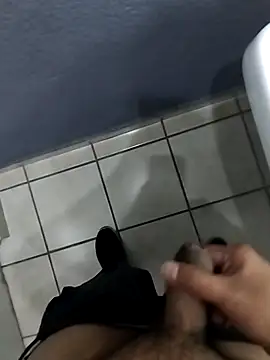 Leofj007 online show from November 2025 07:01:02 PM