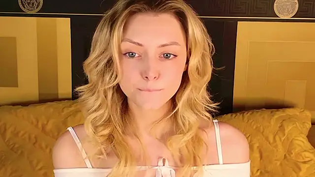 CindyFors online show from November 2025 08:55:01 PM