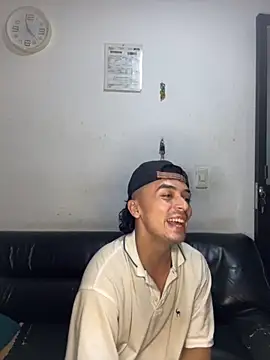 Jacobs0 online show from November 2025 04:22:01 AM