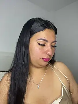 Issa Santana online show from March 2026 09:25:01 PM