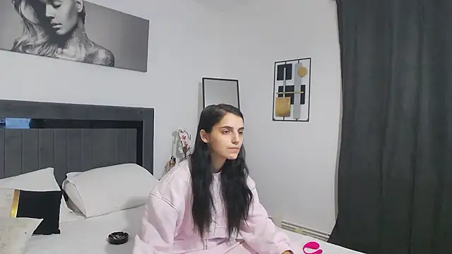 SweetMelodyZ online show from January 2026 04:31:02 PM