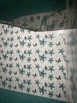 Snapshot of darkbluemoon chatting on October 2025 12:36:01 AM darkbluemoon online show from October 2025 12:36:01 AM