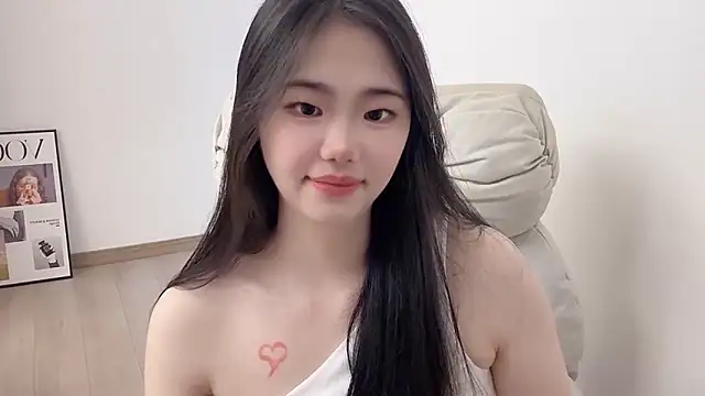 Snapshot of suki-1 chatting on May 2026 04:36:02 PM suki-1 online show from May 2026 04:36:02 PM