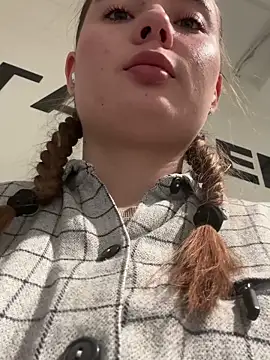 StephanieMur online show from November 2025 07:17:01 AM