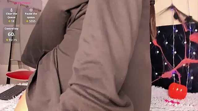 Snapshot of Dana-Alabi chatting on November 2025 03:08:02 AM Dana-Alabi online show from November 2025 03:08:02 AM