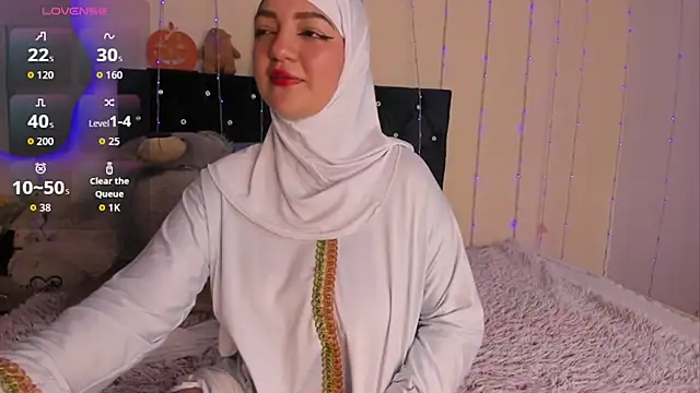 Snapshot of Dana-Alabi chatting on November 2025 12:27:02 PM Dana-Alabi online show from November 2025 12:27:02 PM