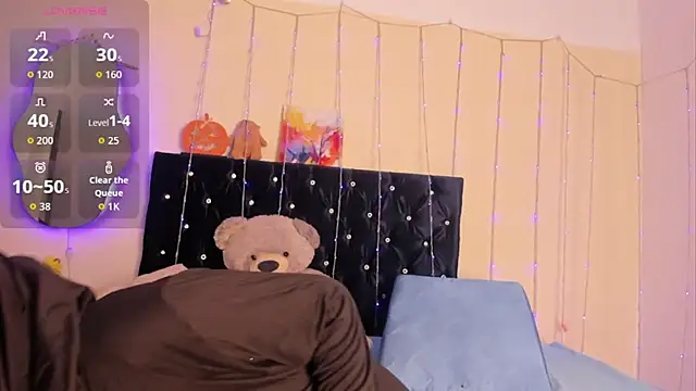 Snapshot of Dana-Alabi chatting on November 2025 12:28:02 PM Dana-Alabi online show from November 2025 12:28:02 PM