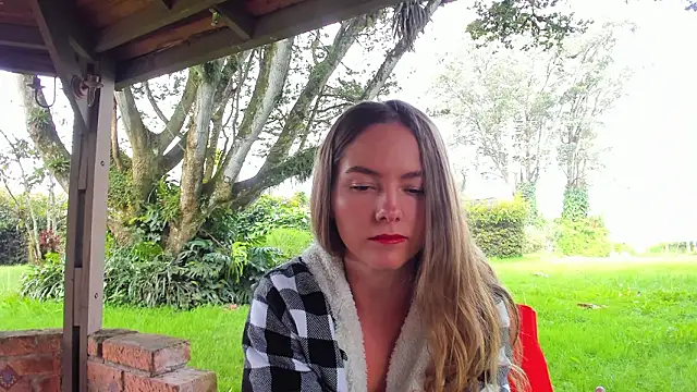 Snapshot of Angiehuston1 chatting on February 2026 02:06:02 PM Angiehuston1 online show from February 2026 02:06:02 PM