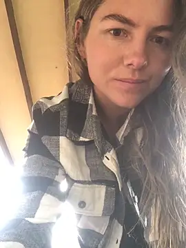 Snapshot of Angiehuston1 chatting on March 2026 01:07:02 PM Angiehuston1 online show from March 2026 01:07:02 PM