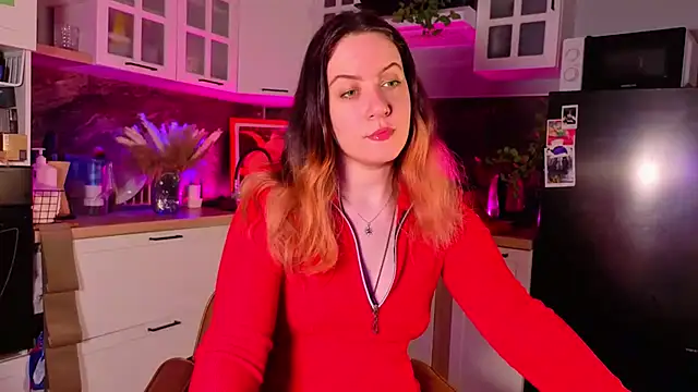 NanaMoonlight online show from April 2026 01:36:02 PM