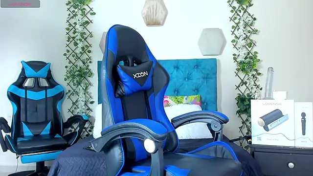 Snapshot of _taylor_black chatting on October 2025 03:13:01 PM taylor black online show from October 2025 03:13:01 PM