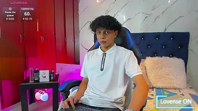 Snapshot of _taylor_black chatting on February 2026 09:41:01 PM taylor black online show from February 2026 09:41:01 PM