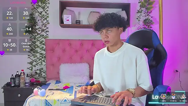 Snapshot of _taylor_black chatting on February 2026 08:13:01 PM taylor black online show from February 2026 08:13:01 PM