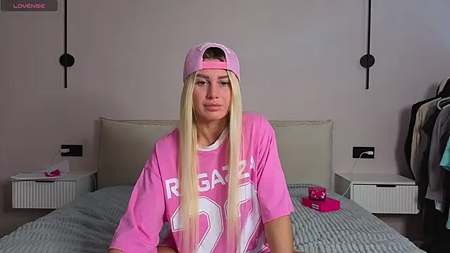 Whiteflower xo online show from May 2026 08:32:02 AM