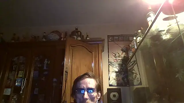 zipman92 online show from January 2026 06:22:02 PM