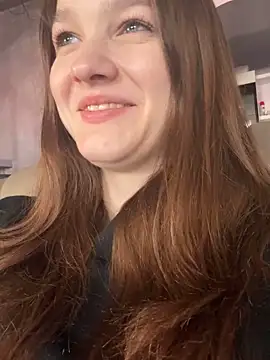 MichelleRoux online show from September 2025 10:27:01 AM