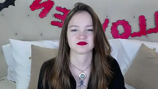 MichelleRoux online show from October 2025 12:44:02 PM