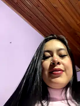 CrisMarulanda online show from November 2025 02:11:02 AM