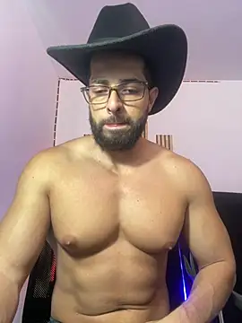 Snapshot of magnumchris chatting on June 2026 08:32:02 PM magnumchris online show from June 2026 08:32:02 PM