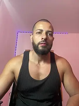 Snapshot of magnumchris chatting on July 2026 06:01:02 PM magnumchris online show from July 2026 06:01:02 PM