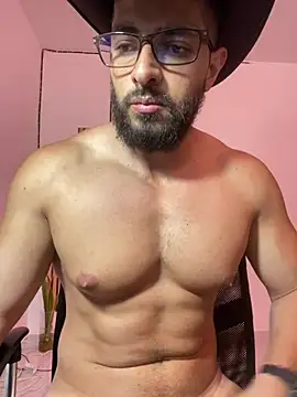 Snapshot of magnumchris chatting on July 2026 02:39:01 AM magnumchris online show from July 2026 02:39:01 AM