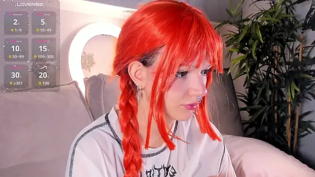 Snapshot of Molly_Platt chatting on December 2025 09:18:01 AM Molly Platt online show from December 2025 09:18:01 AM