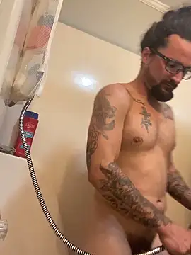 Lilbig 24 online show from December 2025 09:02:01 AM