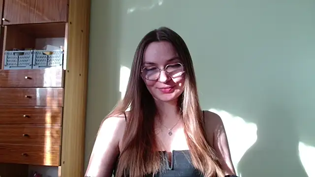 LooveELLYx online show from March 2026 02:45:02 PM