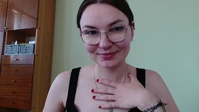 LooveELLYx online show from July 2026 06:40:02 AM