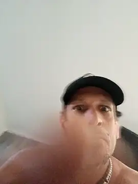 Snapshot of redonfire chatting on February 2026 12:33:02 PM redonfire online show from February 2026 12:33:02 PM