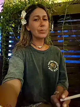 CelynaRoss online show from February 2026 02:24:02 PM