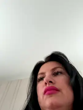 Snapshot of Desire-XOXOX chatting on September 2025 08:57:01 AM Desire-XOXOX online show from September 2025 08:57:01 AM