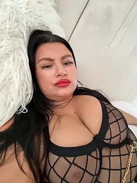 Snapshot of Desire-XOXOX chatting on September 2025 05:03:01 PM Desire-XOXOX online show from September 2025 05:03:01 PM