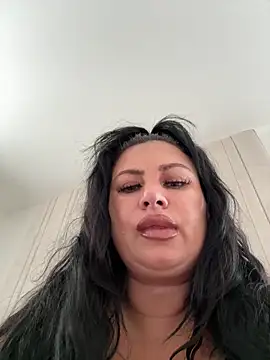 Snapshot of Desire-XOXOX chatting on September 2025 11:26:01 AM Desire-XOXOX online show from September 2025 11:26:01 AM