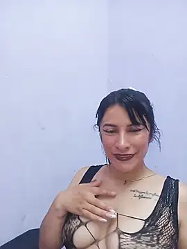 karinnahotdirty online show from July 2026 08:59:01 PM