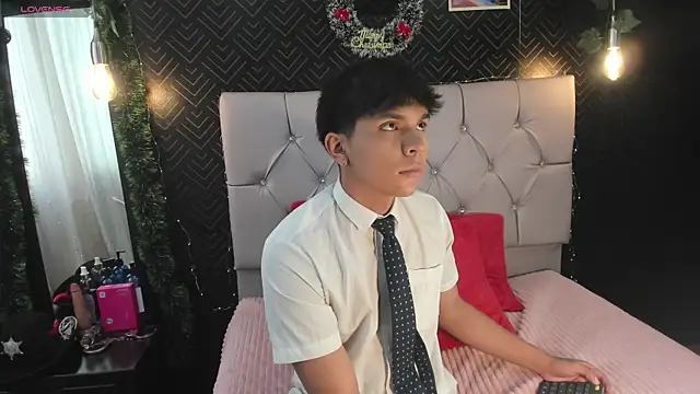 Thiago Kozak online show from November 2025 12:59:03 PM