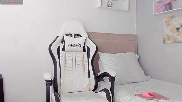 Thomas wil online show from February 2026 09:33:02 PM