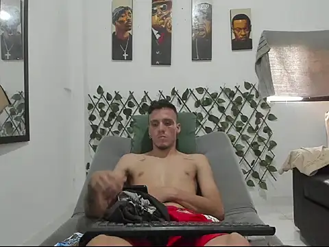 Latins Boss online show from April 2026 08:28:02 PM