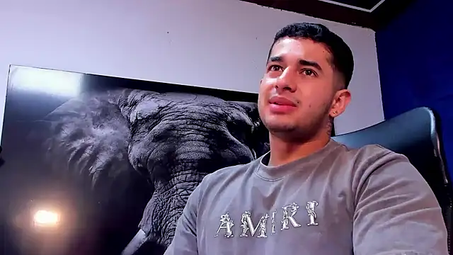 king falconer online show from December 2025 02:32:02 AM