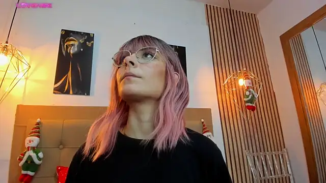 alesziarose online show from November 2025 06:54:01 PM