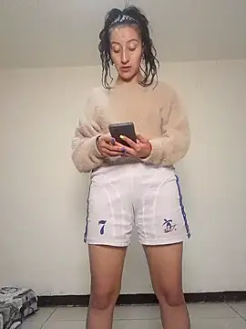 Snapshot of Oriana111 chatting on October 2025 06:14:02 PM Oriana111 online show from October 2025 06:14:02 PM