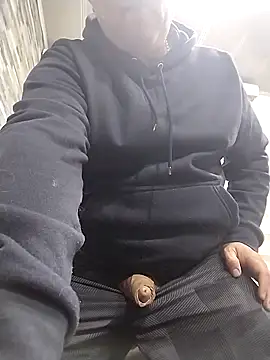 BigCristh79 online show from March 2026 04:29:02 AM