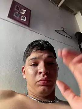 RobinLenoxx online show from October 2025 04:50:01 PM